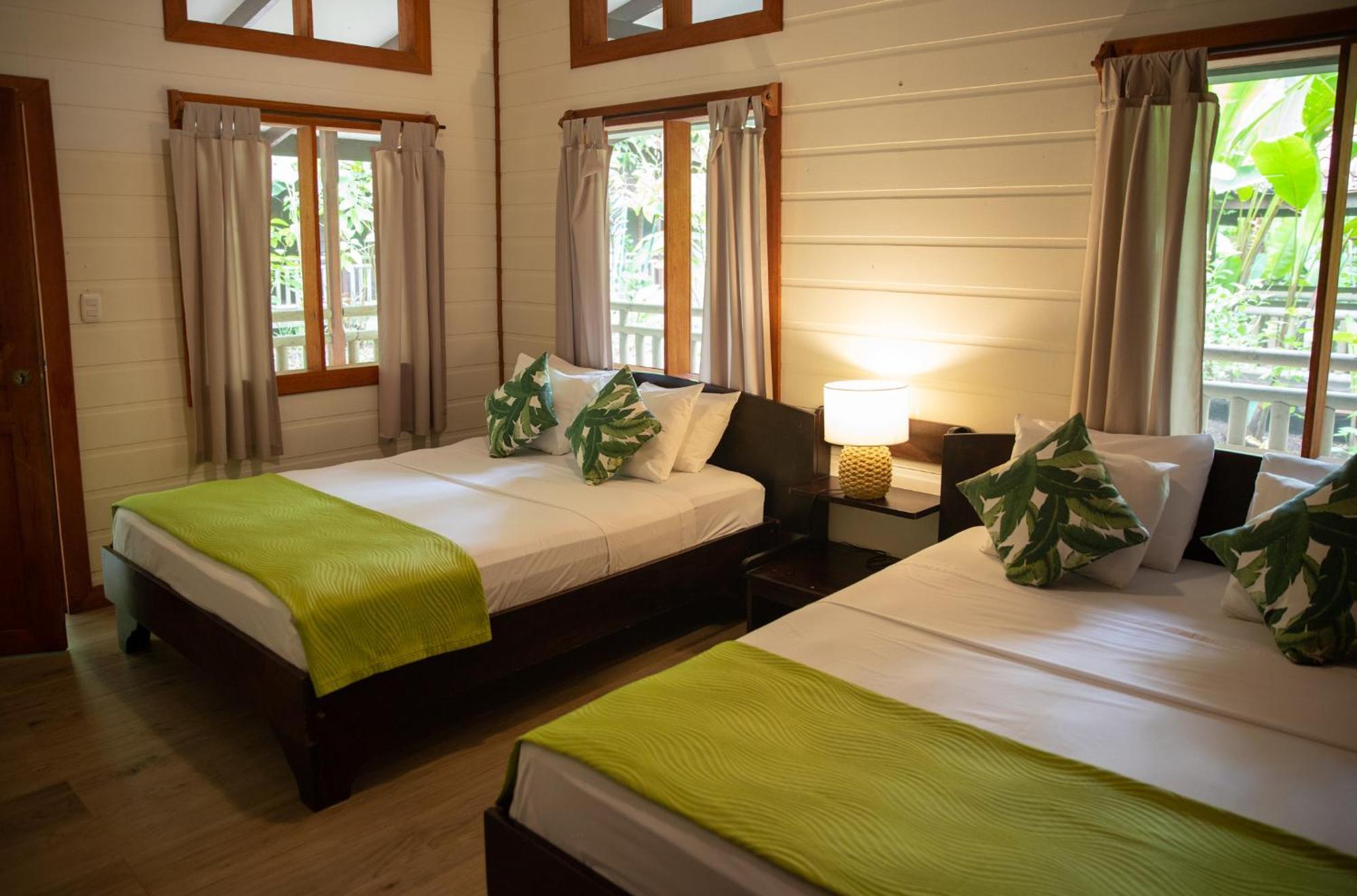Pachira Lodge ตอร์ตูเกโร ภายนอก รูปภาพ