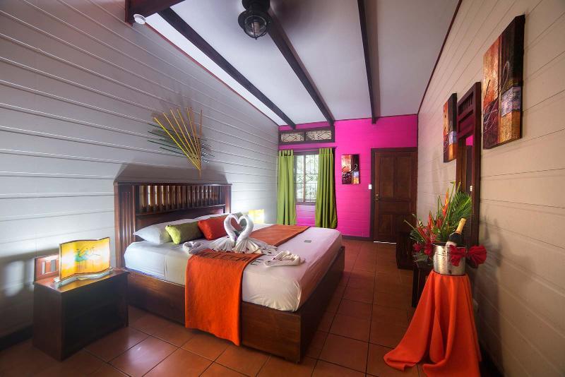 Pachira Lodge ตอร์ตูเกโร ภายนอก รูปภาพ